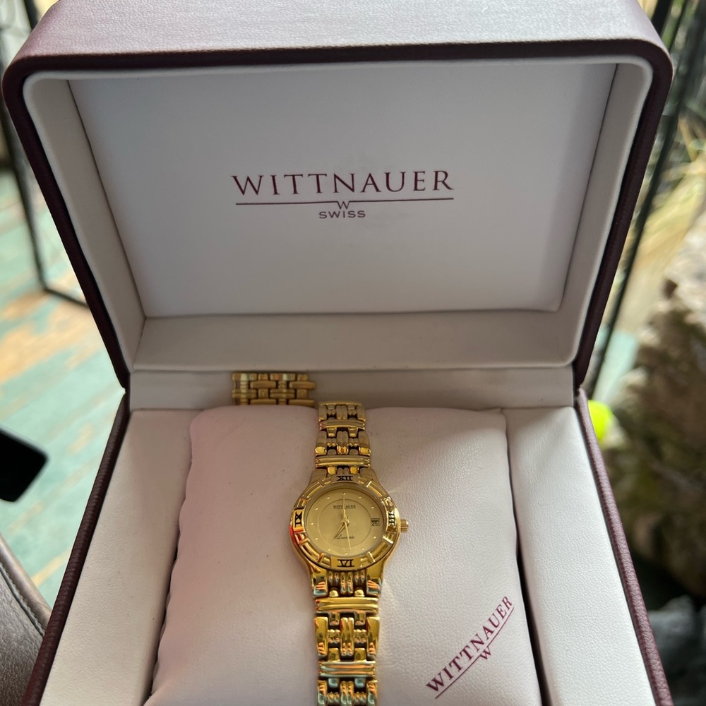 Wittnauer Ladies watch (new)